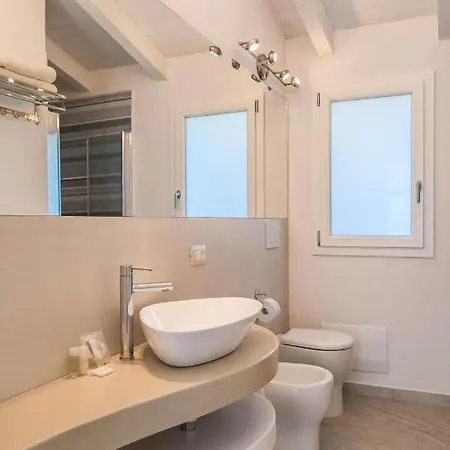 Controvento 马达莱纳